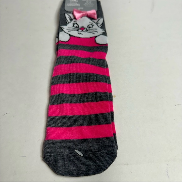 NWT. Disney Socks for Adults - Marie cat from Aristocats. soft and stylish - Picture 4 of 9